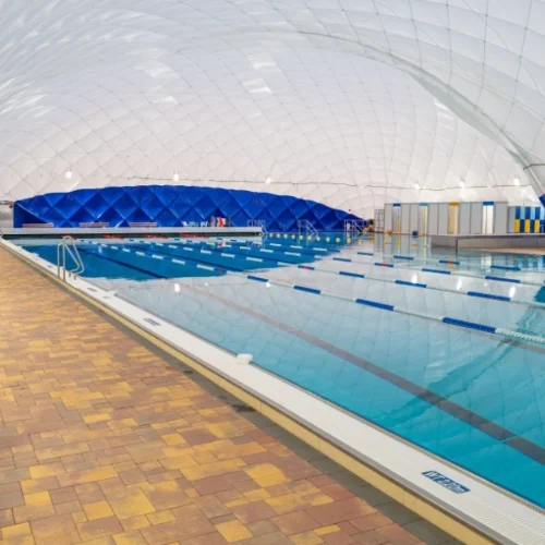 Traglufthalle Schwimmen