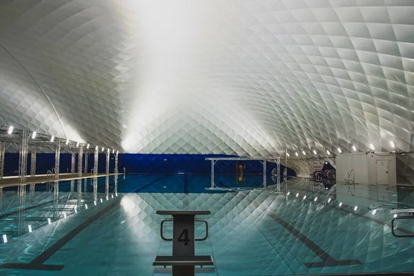 Draussen ist jetzt drinnen