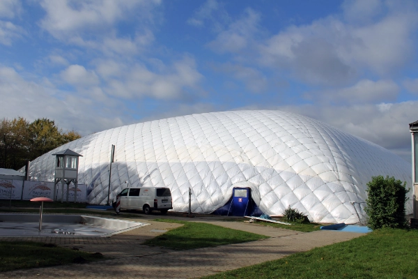 Referenz Schwimmbad - Traglufthalle